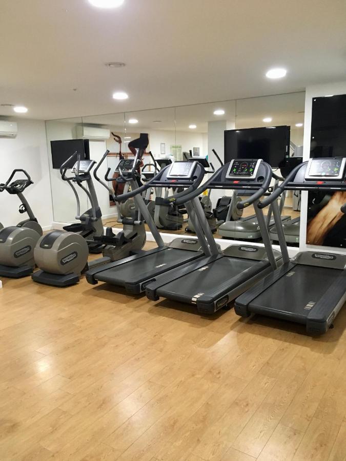 New Central Woking 1 And 2 Bedroom Apartments With Free Gym, Close To Train Station Extérieur photo